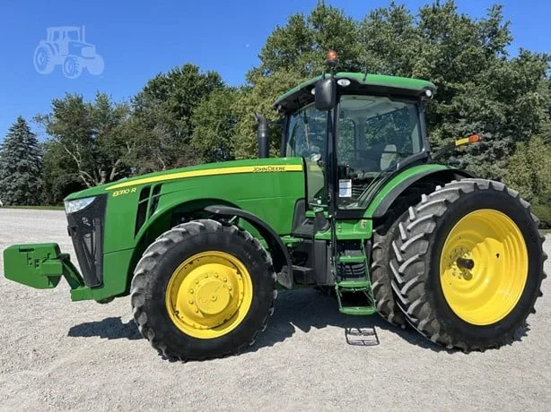 JOHN DEERE 8310R — foto 1 de 74