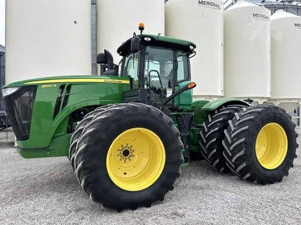 JOHN DEERE 9560R — foto 1 de 82