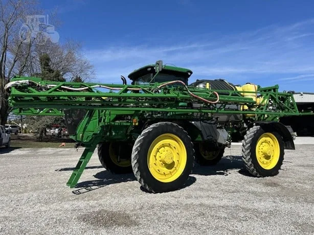 JOHN DEERE R4045 — foto 1 de 108