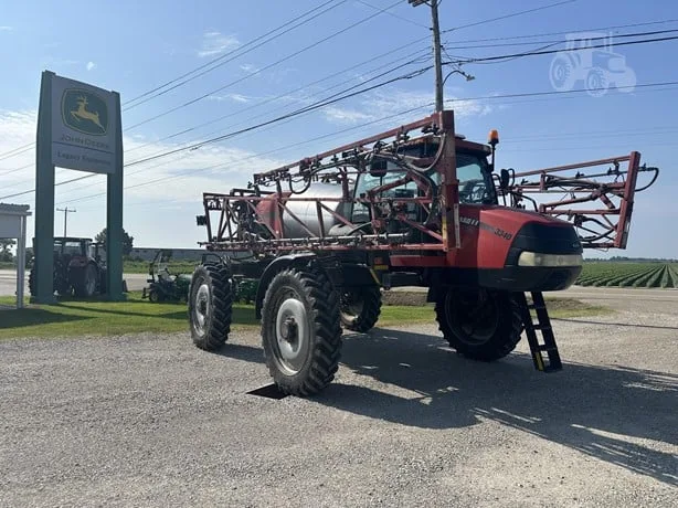 CASE IH PATRIOT 3340 — foto 1 de 19