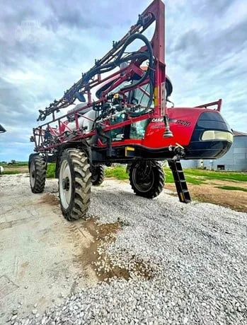 CASE IH PATRIOT 4440 — foto 1 de 10