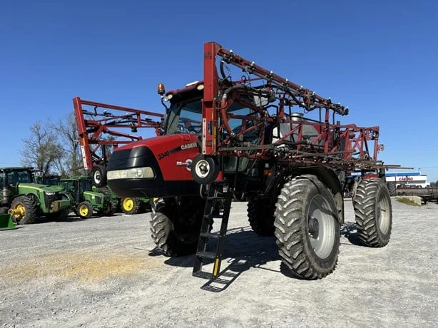 CASE IH PATRIOT 3340 — foto 1 de 26