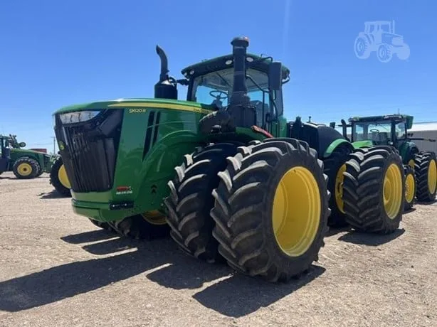 JOHN DEERE 9620R — foto 1 de 9