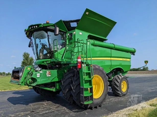 JOHN DEERE S780 — foto 1 de 40