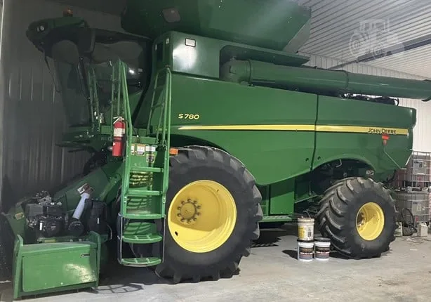 JOHN DEERE S780 — foto 1 de 22