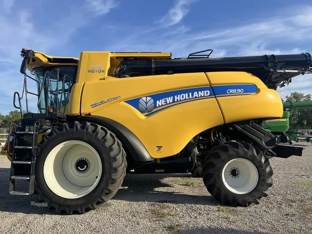 NEW HOLLAND CR8.90 — foto 1 de 14