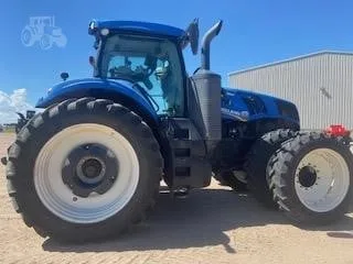 NEW HOLLAND T8.435 — foto 1 de 9