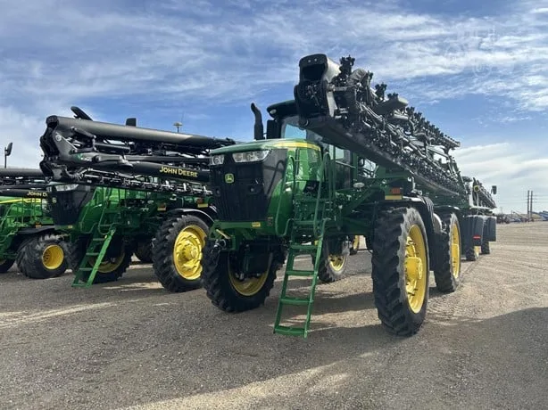 JOHN DEERE R4045 — foto 1 de 21