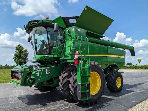 JOHN DEERE S780 — foto 1 de 36