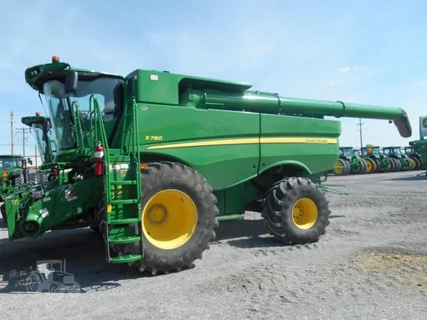 JOHN DEERE S780 — foto 1 de 15
