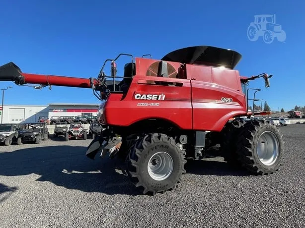 CASE IH 8250 — foto 1 de 6