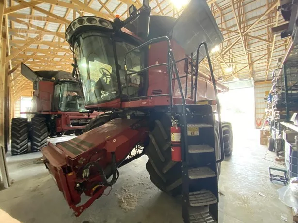 CASE IH 8250 — foto 1 de 16