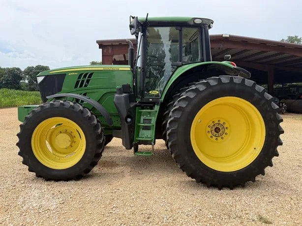 JOHN DEERE 6195M — foto 1 de 56