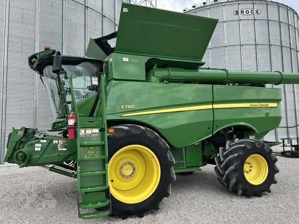 JOHN DEERE S780 — foto 1 de 102