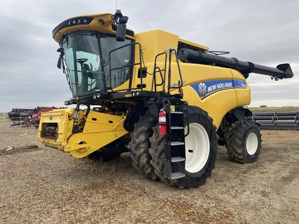 NEW HOLLAND CR8.90 REVELATION — foto 1 de 27