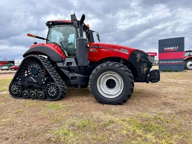 CASE IH MAGNUM 380 ROWTRAC CVX — foto 1 de 14