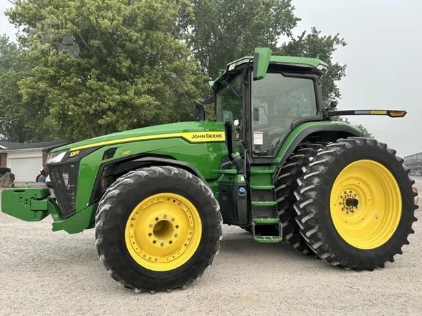 JOHN DEERE 8R 310 — foto 1 de 85