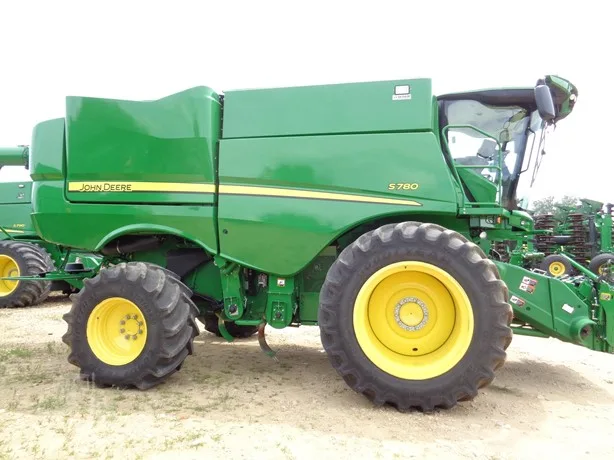 JOHN DEERE S780 — foto 1 de 15