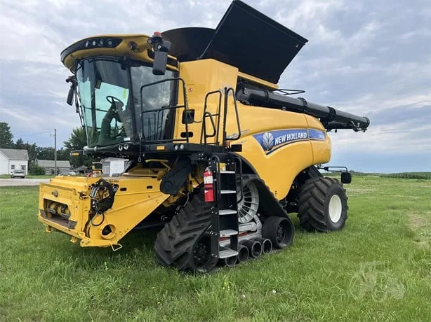 NEW HOLLAND CR8.90 REVELATION — foto 1 de 16