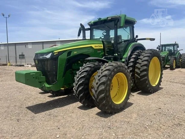 JOHN DEERE 8R 310 — foto 1 de 10