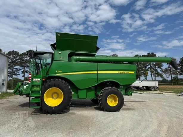 JOHN DEERE S780 — foto 1 de 7