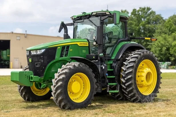 JOHN DEERE 7R 310 — foto 1 de 30