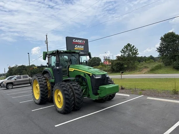 JOHN DEERE 8R 340 — foto 1 de 10