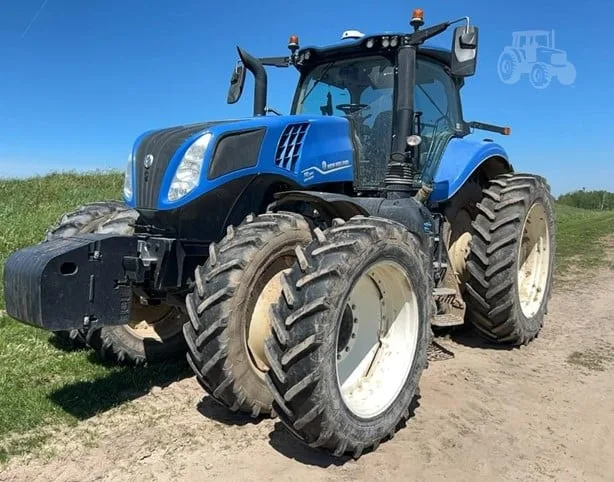 NEW HOLLAND T8.320 — foto 1 de 1