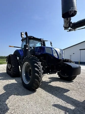 NEW HOLLAND T8.410 SMARTTRAX — foto 1 de 10