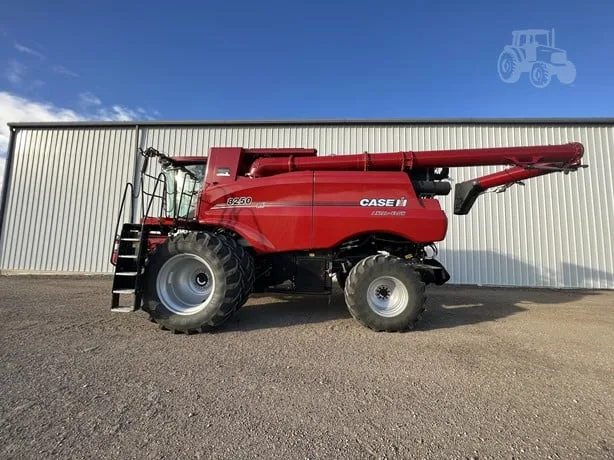 CASE IH 8250 — foto 1 de 15