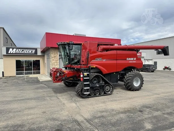CASE IH 8250 — foto 1 de 46