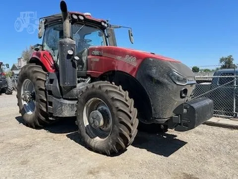 CASE IH MAGNUM 340 — foto 1 de 4