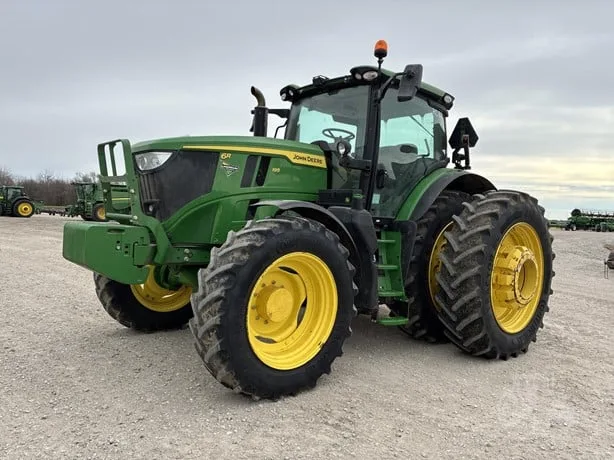 JOHN DEERE 6R 195 — foto 1 de 17
