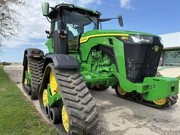 JOHN DEERE 8RX 370 — foto 1 de 11