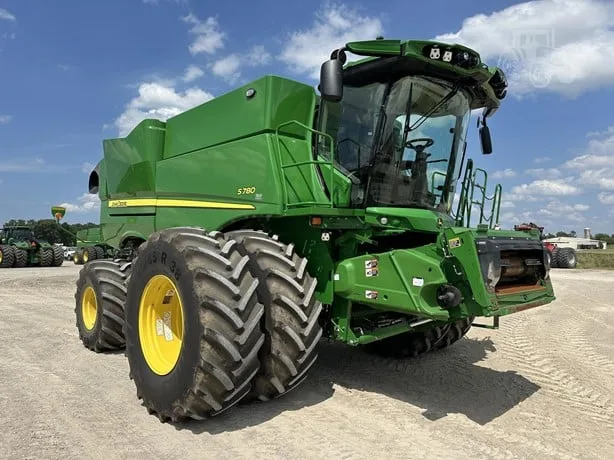 JOHN DEERE S780 — foto 1 de 26