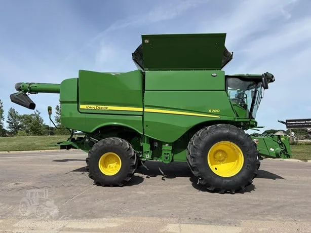 JOHN DEERE S780 — foto 1 de 27