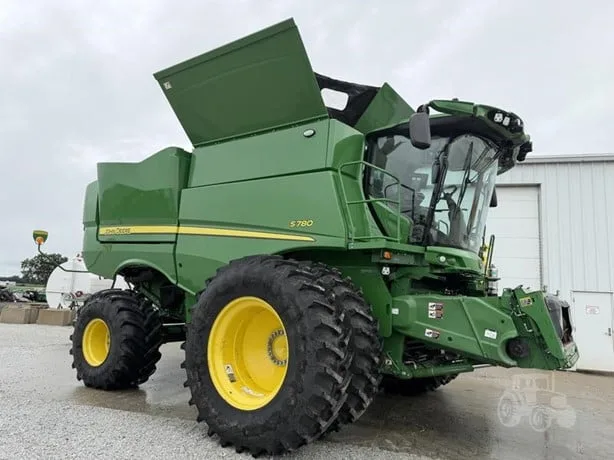 JOHN DEERE S780 — foto 1 de 90