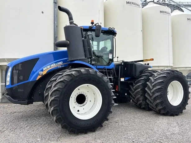 NEW HOLLAND T9.700 — foto 1 de 76