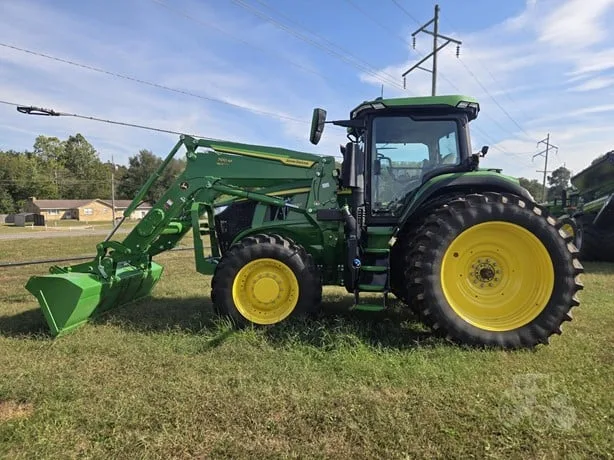 JOHN DEERE 7R 230 — foto 1 de 17