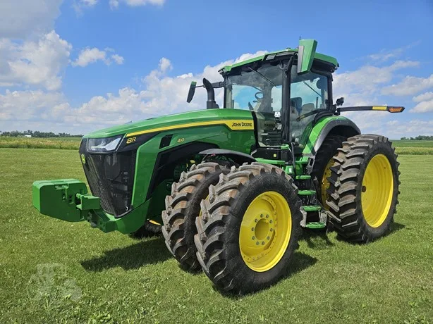 JOHN DEERE 8R 410 — foto 1 de 20