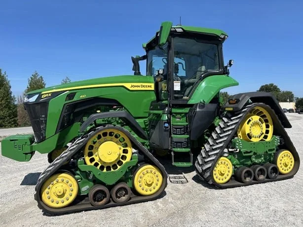JOHN DEERE 8RX 410 — foto 1 de 88