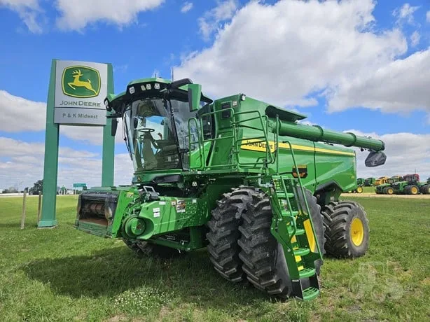 JOHN DEERE S7 700 — foto 1 de 24